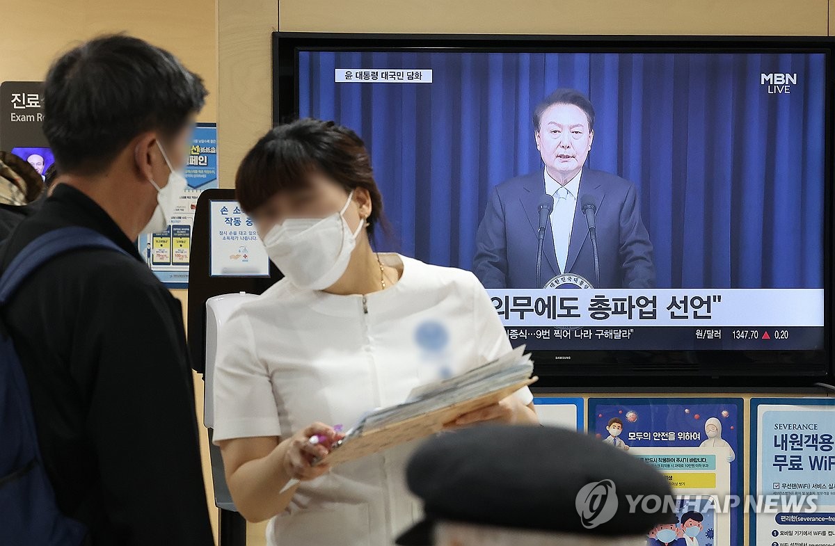 대통령 만난 전공의 대표 "대한민국 의료 미래는 없다" 작심비판