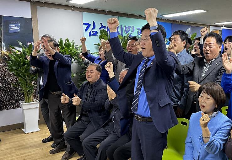 [속보] 민주 김정호, 경남 김해을서 與 조해진 꺾고 당선