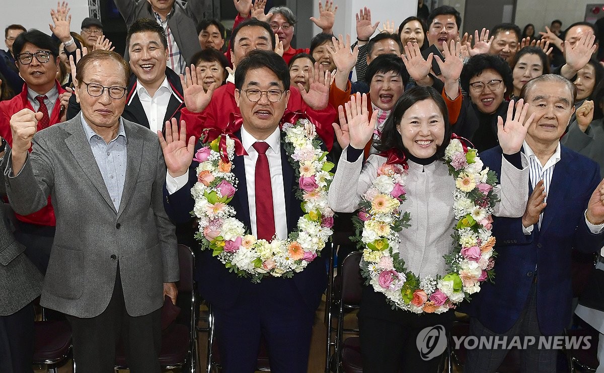 '민심 풍향계' 인천서 민주당 압승…14석 중 12석 석권(종합)