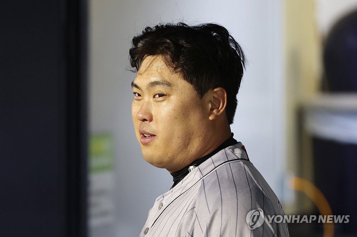 'KBO 복귀승' 류현진 "많이 늦었죠…저로 인한 연패 끊어 다행"