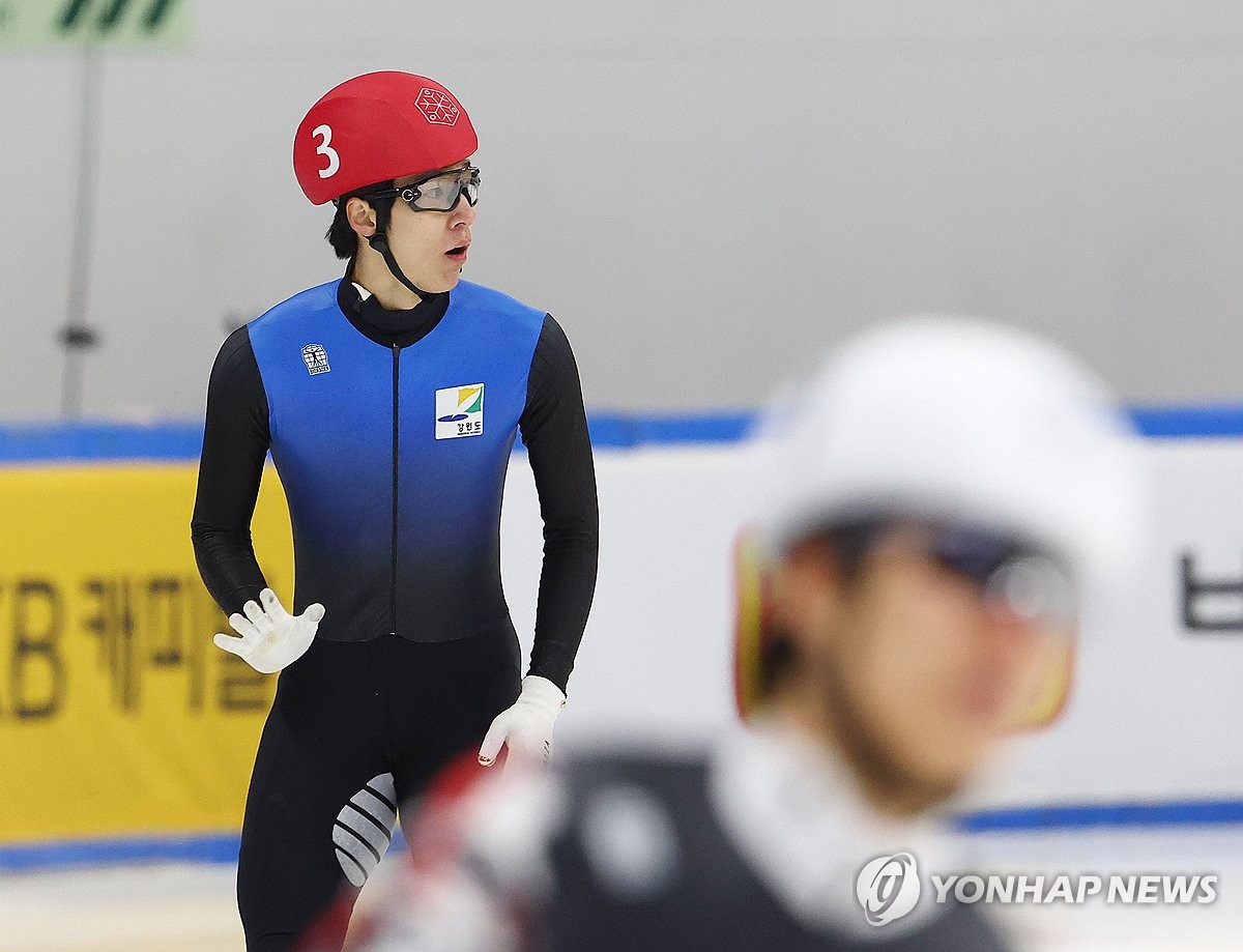 쇼트트랙 박지원, 반칙 변수 딛고 태극마크…"어려운 길이었다"