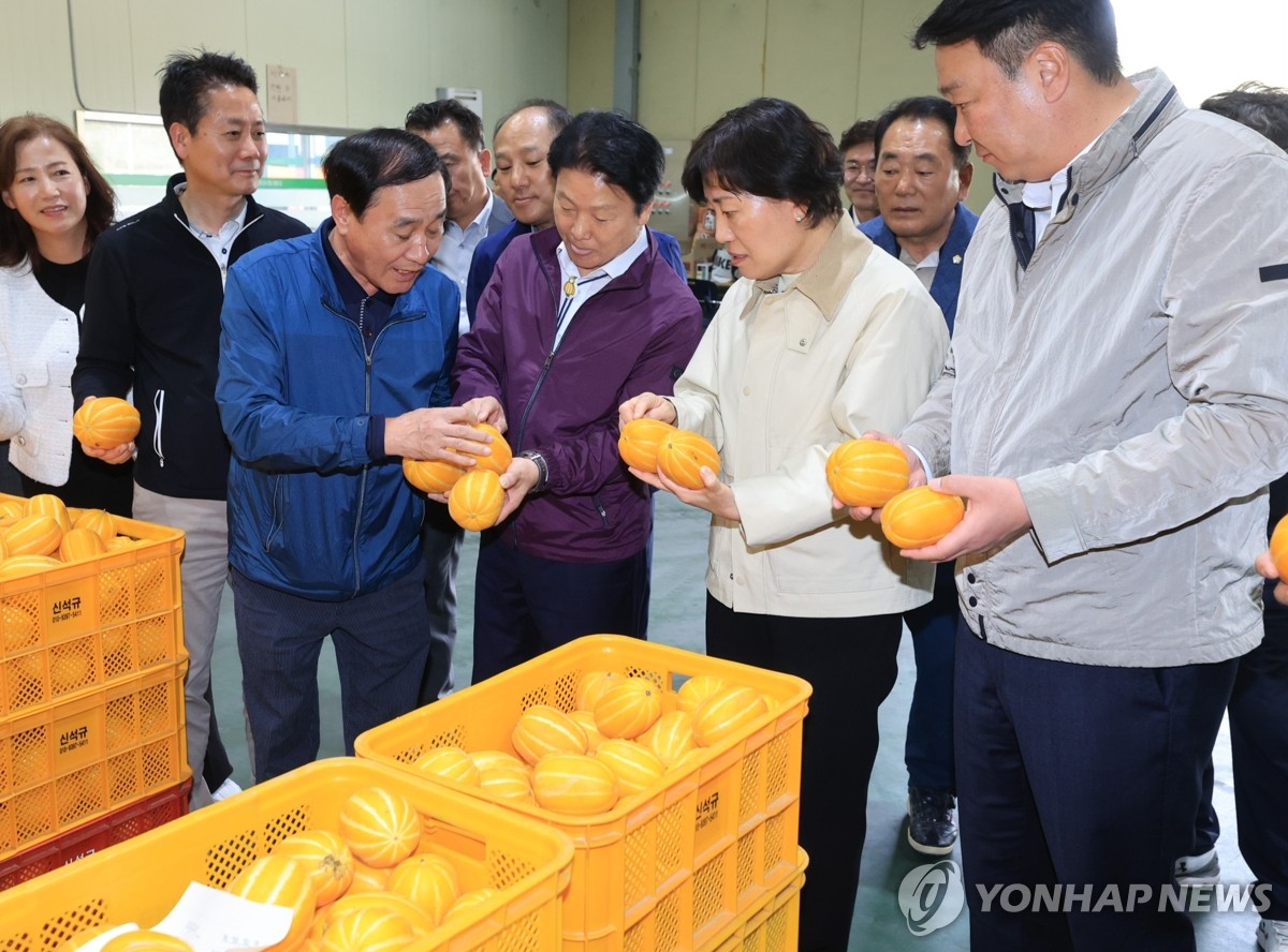 농식품부-식약처, '농산물 안전' 합동조사단 구성