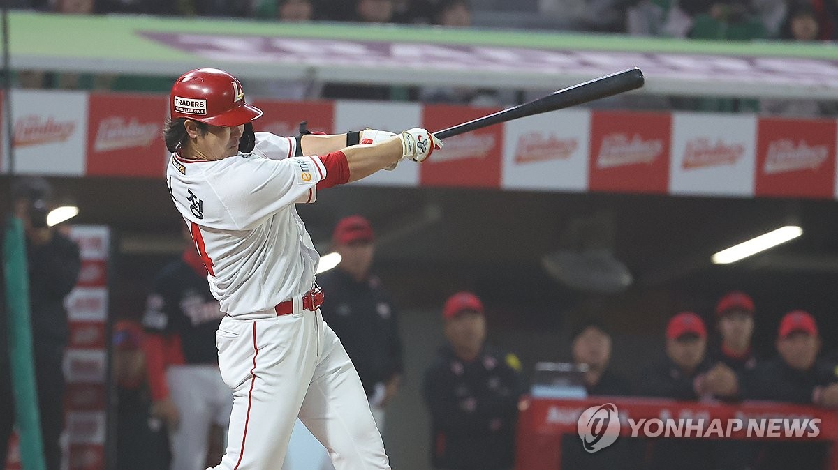 SSG 최정, 극적인 467호 홈런…이승엽과 KBO 통산 홈런 공동 1위(종합2보)