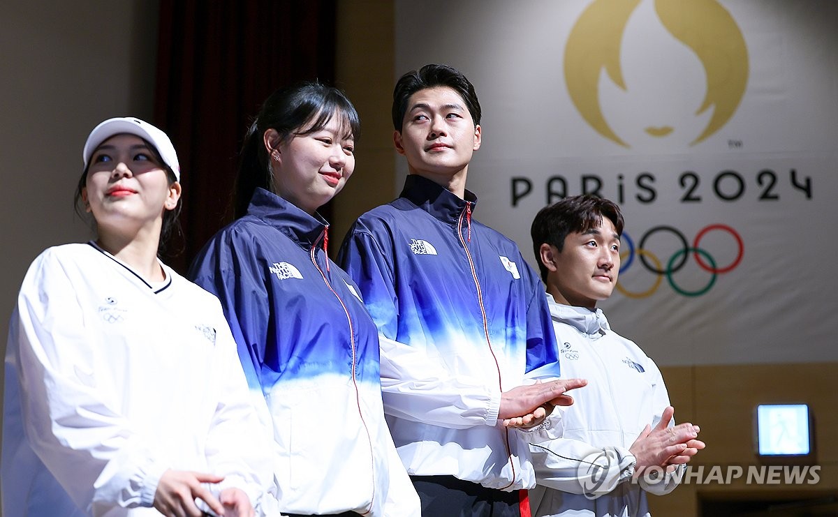 올림픽 100일 앞둔 황선우 "도쿄 땐 경험 부족…파리는 다를 것"