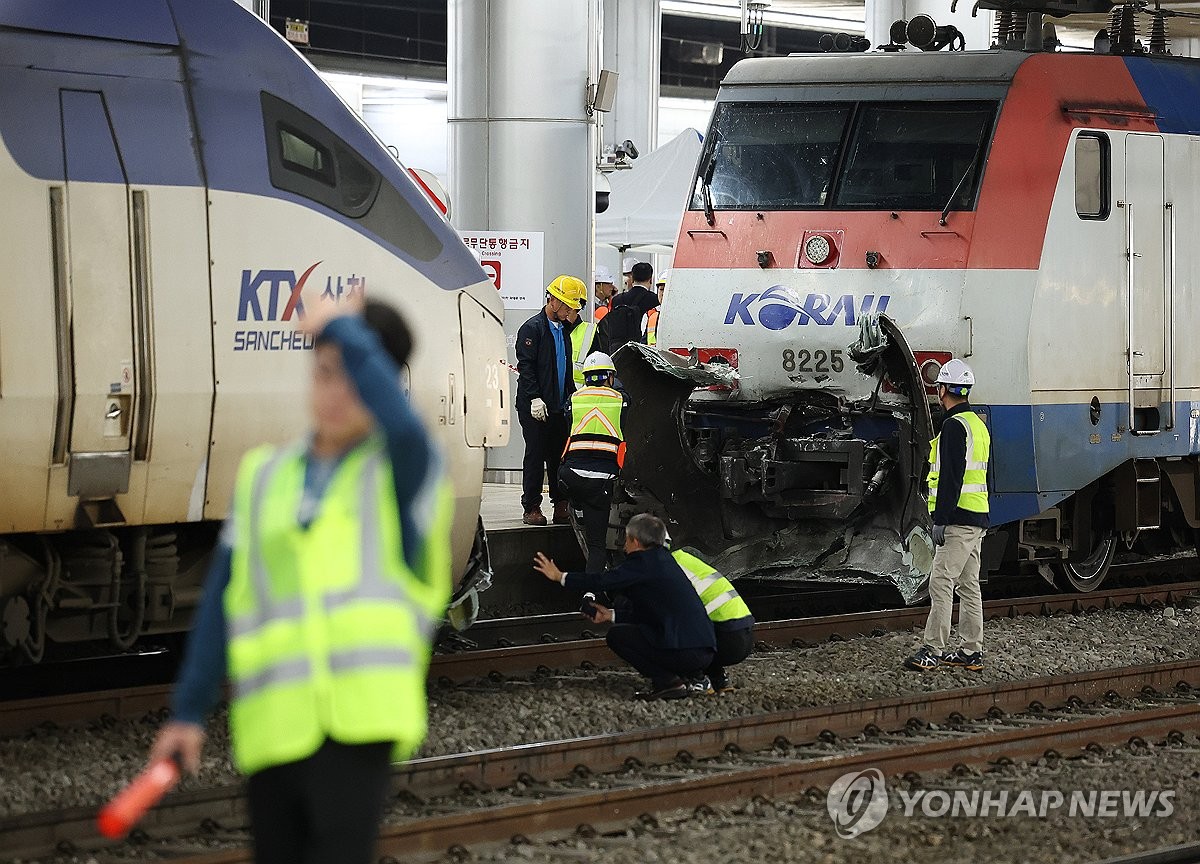 서울역서 무궁화호·KTX 부딪혀 4명 경상…사고열차 외 지연없어(종합2보)