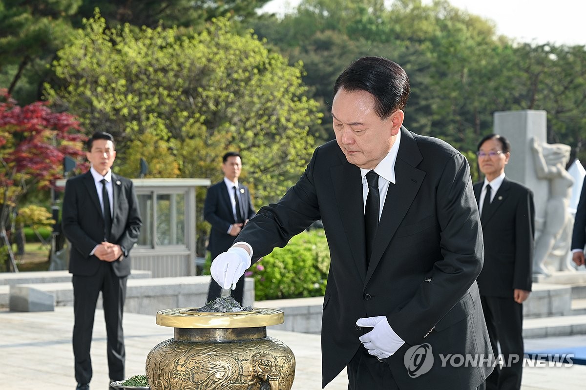 길어지는 인선 고심…비서실장에 정진석·원희룡·장제원 등 거론