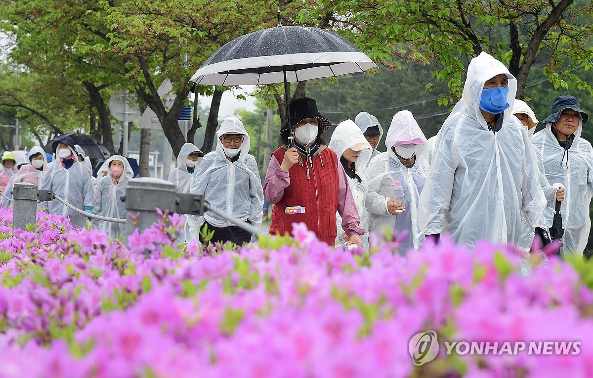 오늘 밤부터 전국에 비…내일 충남·전북에 '싸락우박'