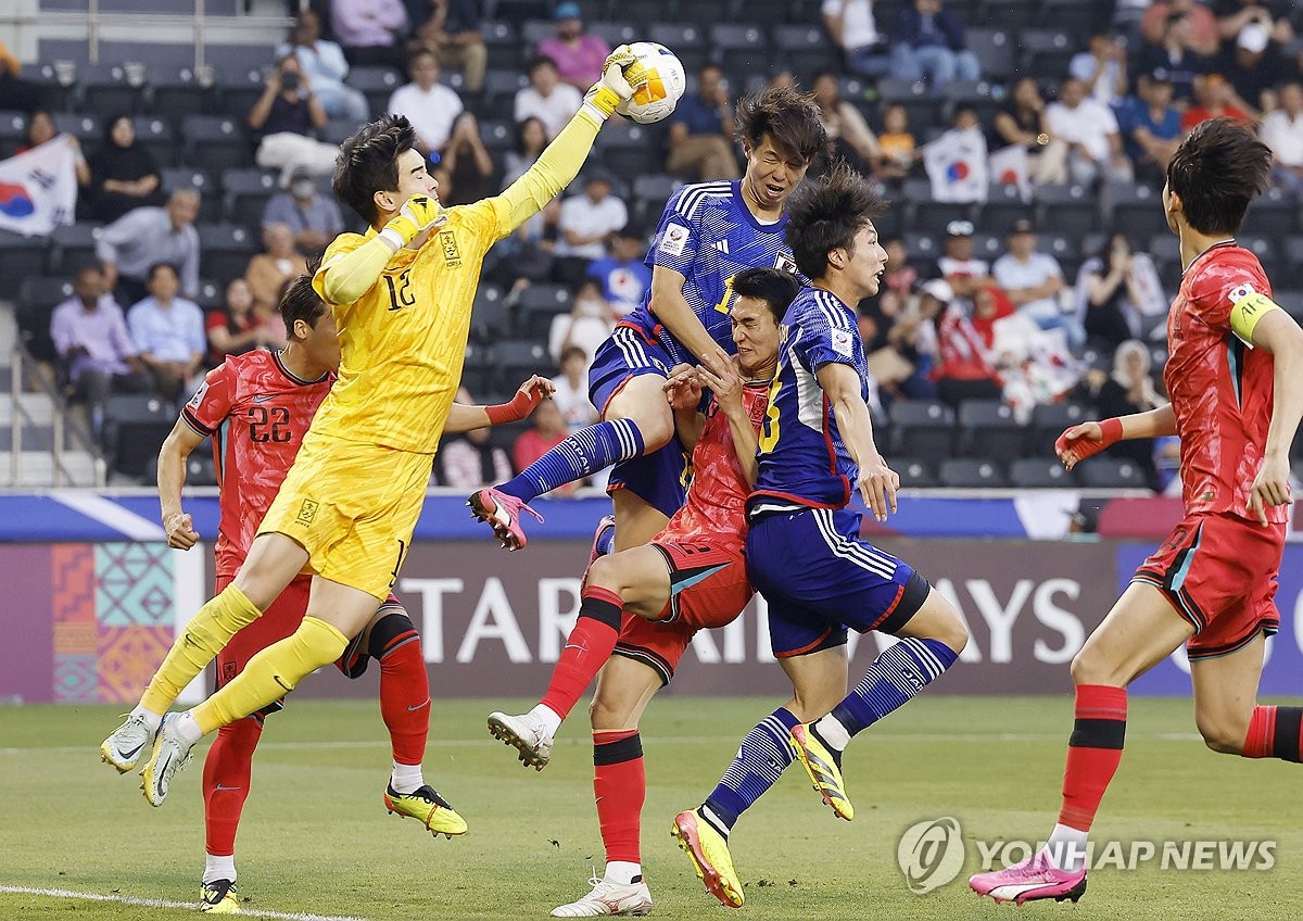 황선홍호, 일본 꺾고 올림픽 예선 조 1위…신태용의 인니와 8강(종합)