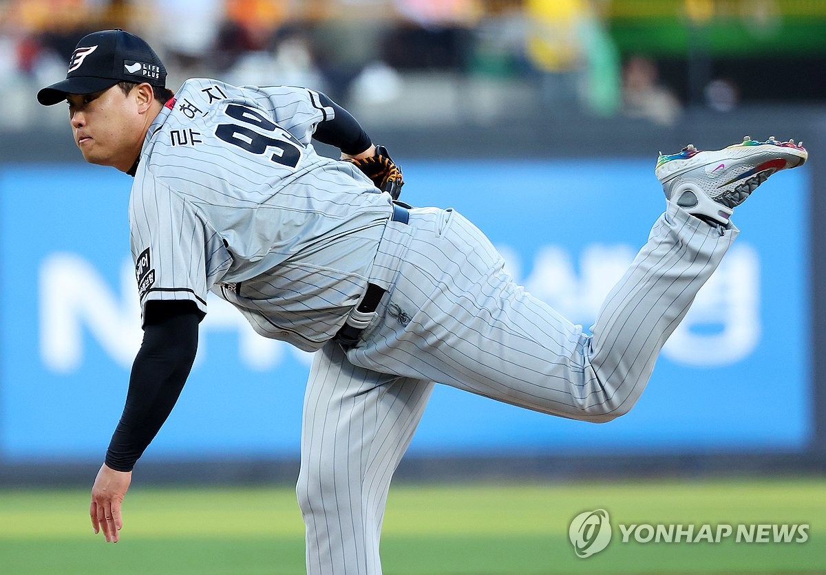 'KBO 100승 도전' 류현진, 최정과 12년·추신수와 11년만에 대결