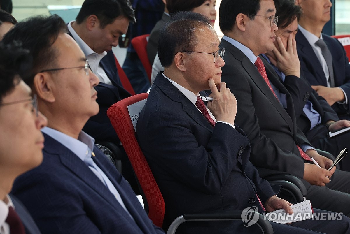 與 강북 험지 당선인 "당이 하는 것 반대로만 했다" 쓴소리