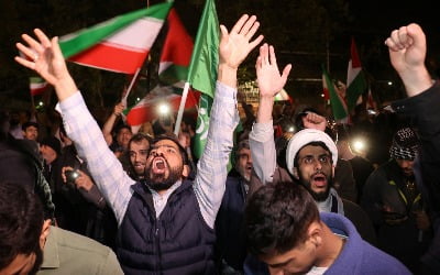 [속보] 이란 "이스라엘의 재보복시 대응은 어제보다 더 강력"