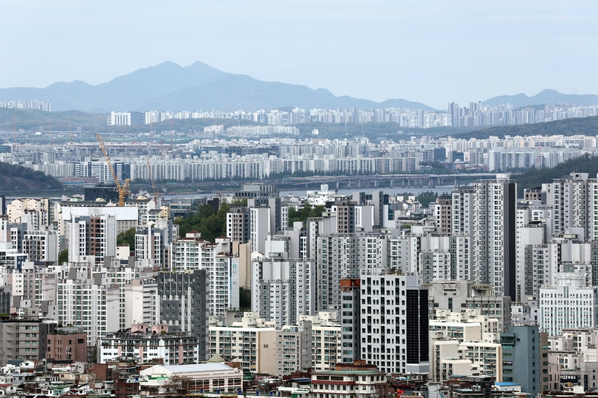 남산에서 바라본 카지노 게임 종류 아파트 모습. 사진=연합뉴스