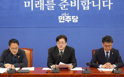 "尹은 마이웨이"…압박 높인 민주, 5월 국회서 '특검법 강행'