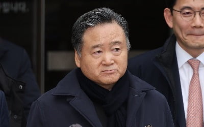 [속보] 검찰 '소환 불응' 허영인 SPC 회장 체포