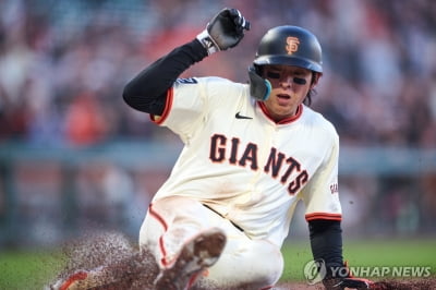 MLB닷컴 "이정후, NL 신인왕 모의투표 4위…공을 띄워라"