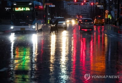 부산·울산·경남 흐리고 비…낮 최고 15∼20도