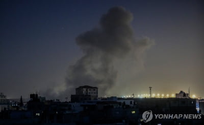 이스라엘, 가자지구 라파 공습…"어린이 6명 숨져"