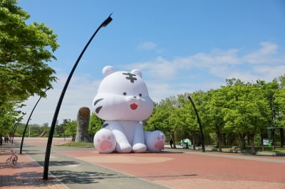 국민체육진흥공단, 올림픽공원에 백호돌이 조형물 전시