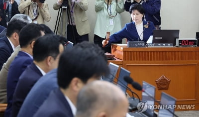 가맹점주에 단결권·교섭권 부여…공정위 "추가 논의 필요" 우려