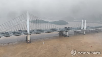 中 광둥성서 또 선박이 다리 교각과 충돌…4명 실종(종합)