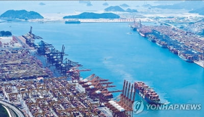 부산항 3월 컨테이너 물동량 214만개…역대 최다