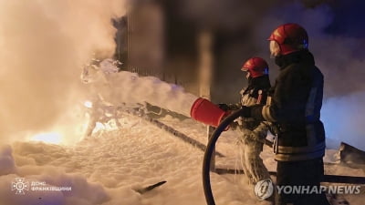 "러, EU 수송 가스시설 공격"…우크라도 정유소 공습 맞불(종합2보)