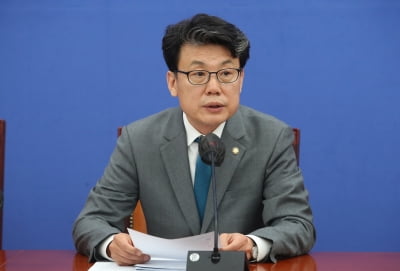 진성준 카지노 찰리;금투세 예정대로 내년부터 시행…부자감세 용납 못해카지노 찰리;