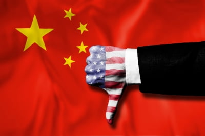 미국인 10명 중 4명 "중국은 미국의 적"…역대 최고