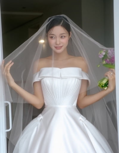 Han Eutteum becomes the bride of May