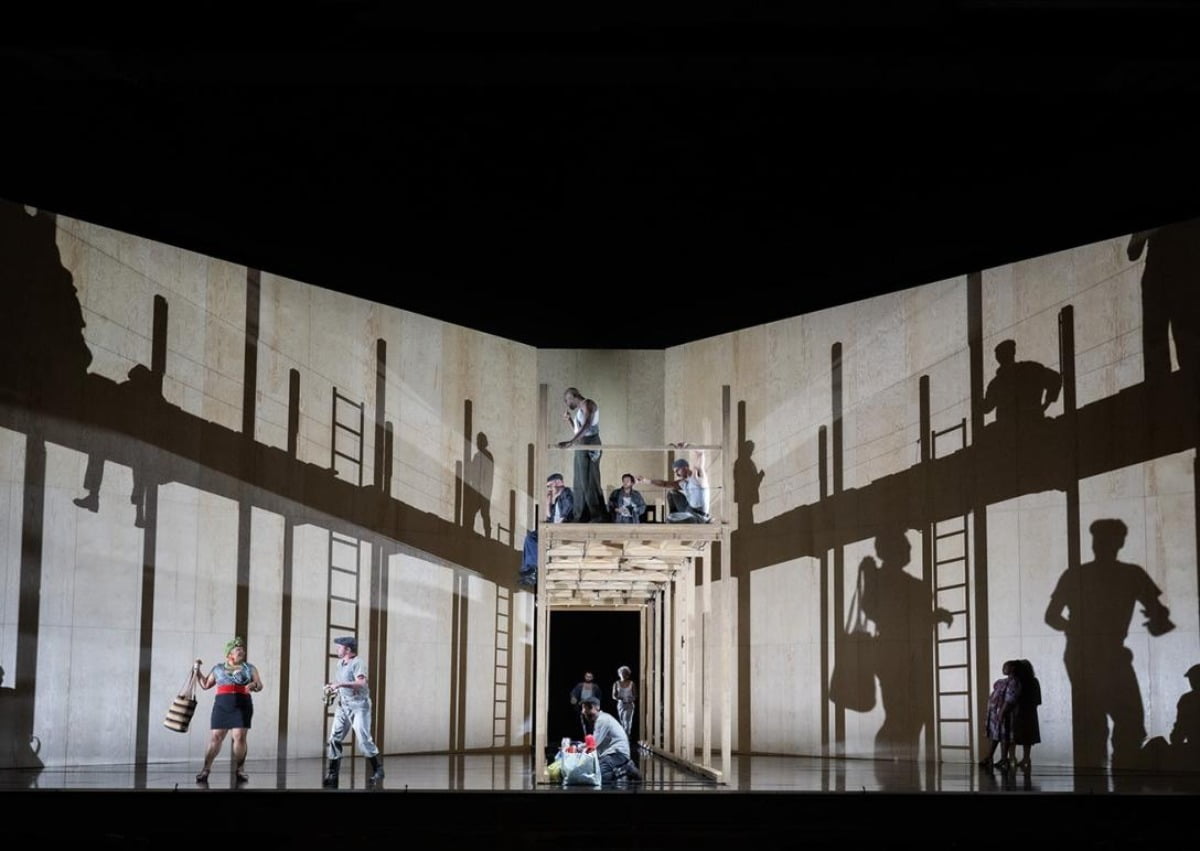 Il tritti카지노 해외 - Il tabarro - DNO (2024). ©Monika Rittershaus / 출처: Nationale Opera & Ballet  