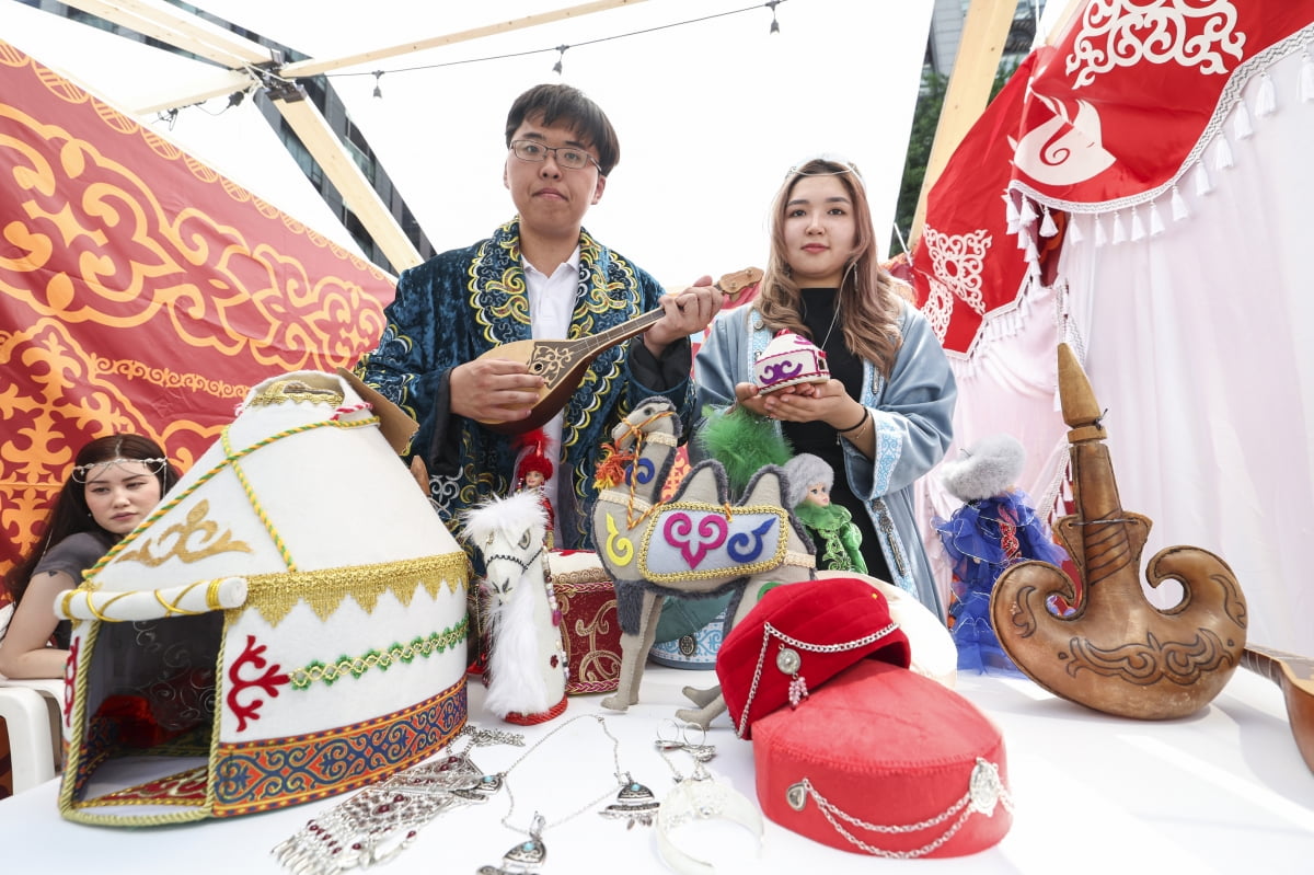 [포토] 청계광장에서 만나는 중앙아시아 전통문화