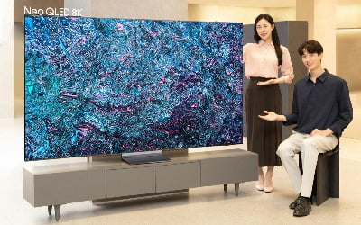 크고 비싼 TV 잘 팔린 데다 올레드도 성장…삼성 TV '글로벌 1위'