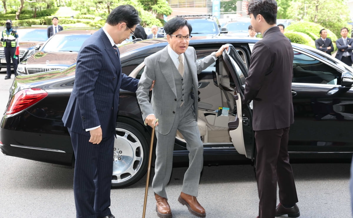 [포토] 한국 온 UAE 대통령, 이재용·최태원·정의선 만났다
