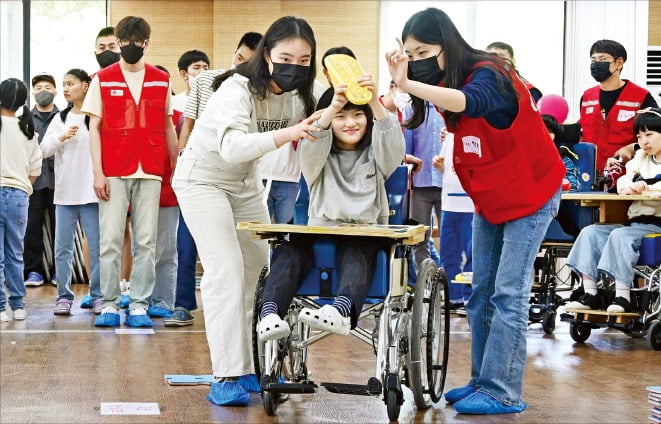 [포토] “장애 어린이와 즐거운 시간”…LG전자 ‘라이프스굿 봉사단’