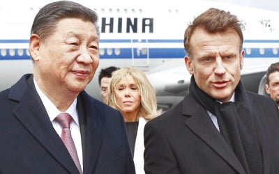 시진핑에 코냑 선물한 佛…中 무역관행 비판한 EU