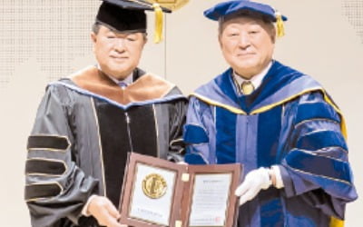 권오갑 HD현대 회장, 한국외대 100호 명예박사