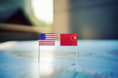 미국, AI 기술 <br> 중국 수출 막는 규제 검토한다