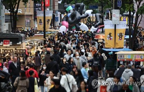 유통가, 1분기에 불황 뚫었다…백화점·대형마트 '이익개선'