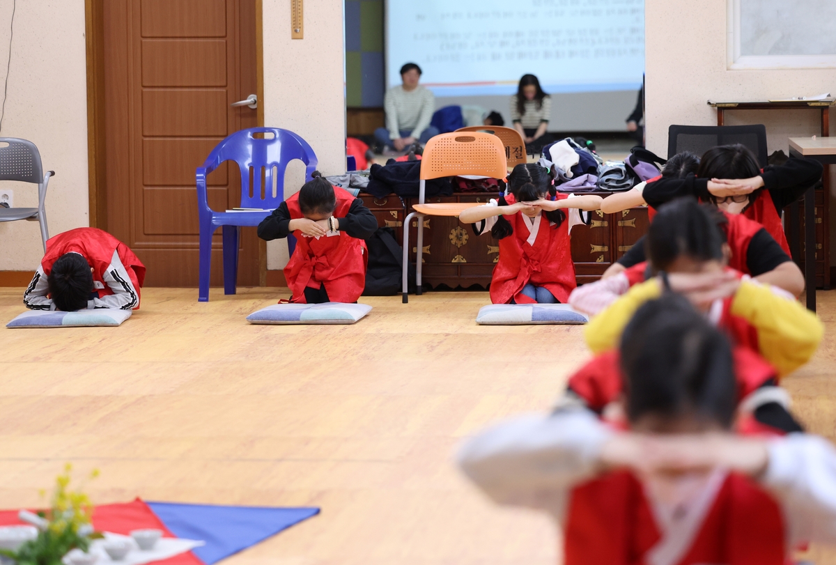 [지방소멸 경고등] 위기 속 작은 희망…영월 옥동초교의 실험