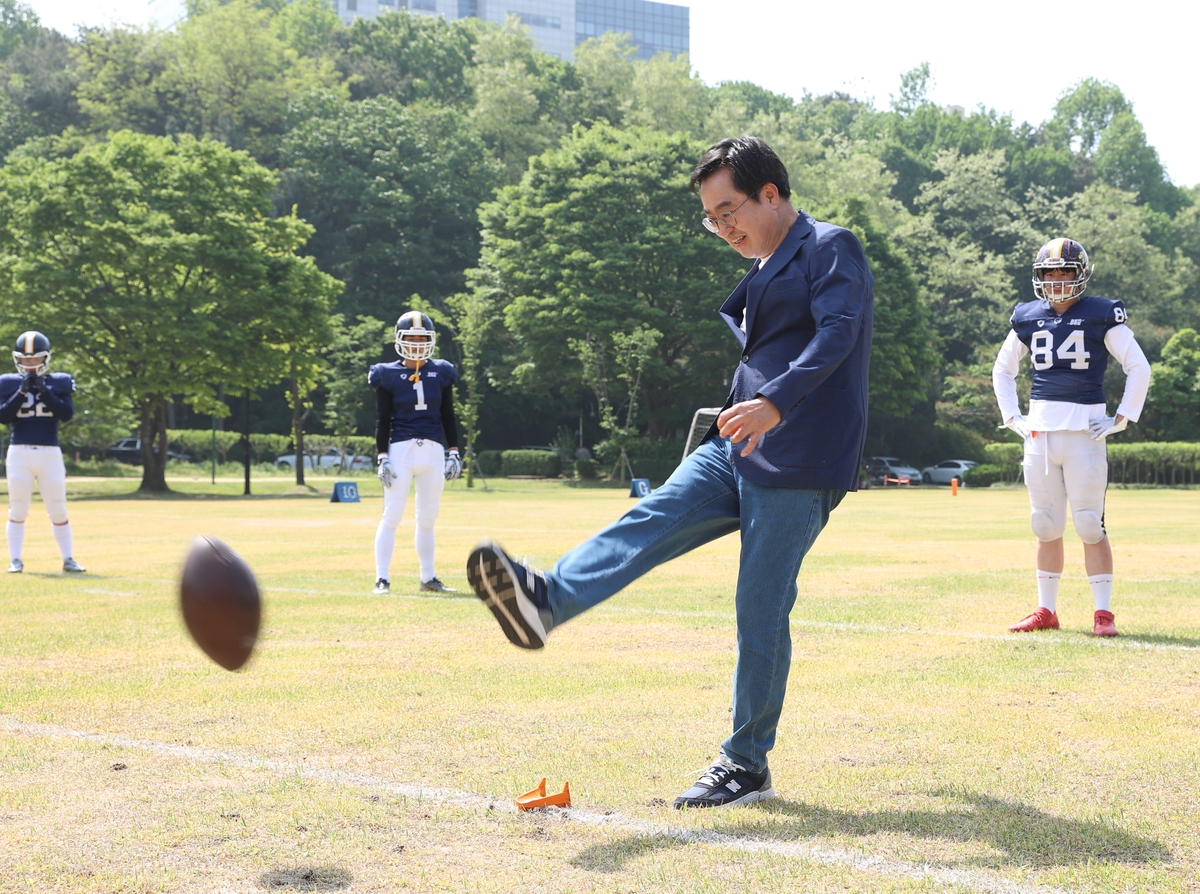 '경기도지사배 대학미식축구대회' 개막…서울·경기 10개팀 열전