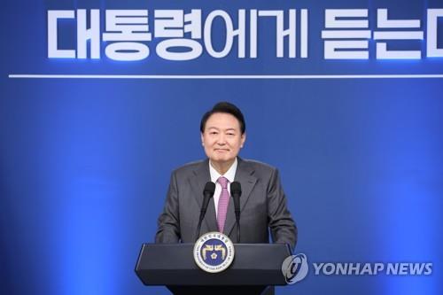 尹 "저출생대응부 신설해 사회부총리 역할…국가역량 총동원"
