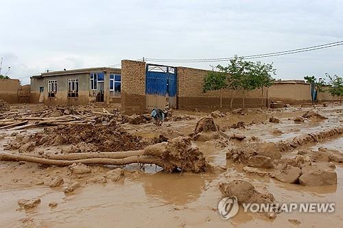 아프간 북부 홍수로 300여명 사망…비상사태 선언(종합)