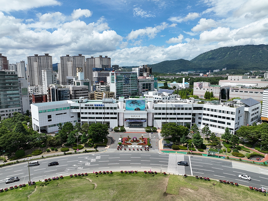 창원시 해양관광 활성화 나선다…마산항 관광유람선 사업자 모집