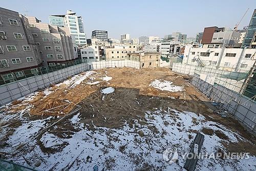 내달 PF 사업성평가서 '부실사업장' 대거 나올듯…2금융권 긴장