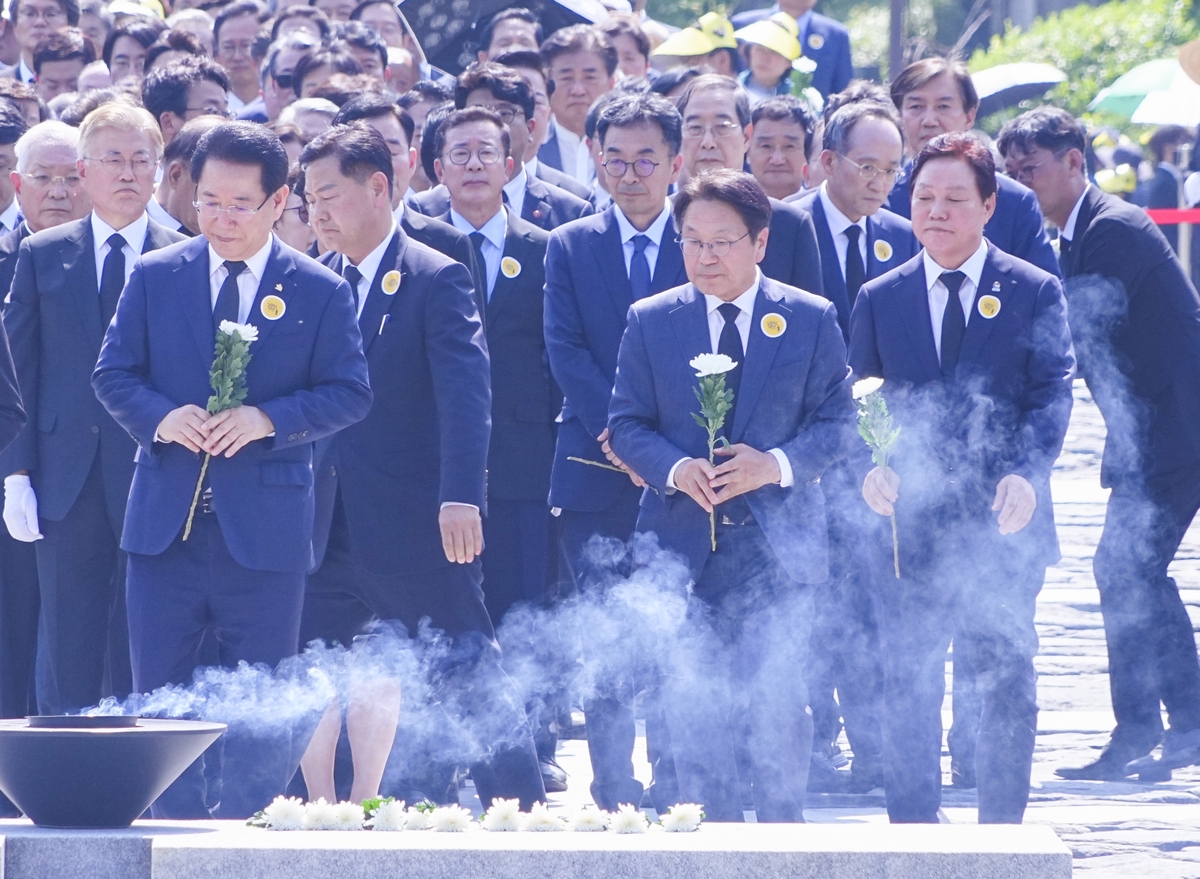 강기정 광주시장 "노무현의 도전과 혁신 길 따를 것"