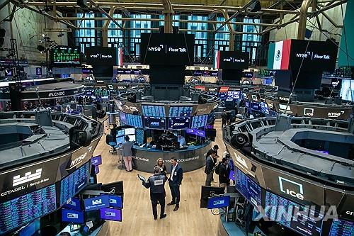 워런 버핏을 따라 하고 싶다면…S&P500 추종 ETF 사면 돼