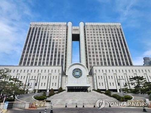 어린이날 연휴 강남역서 '인질극' 벌인 남성 구속