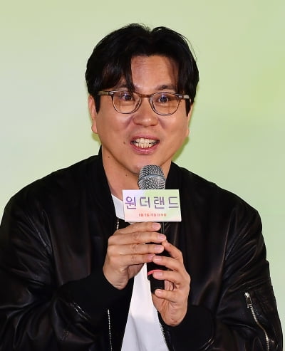 [TEN포토]김태용 감독 "탕웨이와 촬영하고 가면 집에 또 있고 24시간 일하는 느낌"
