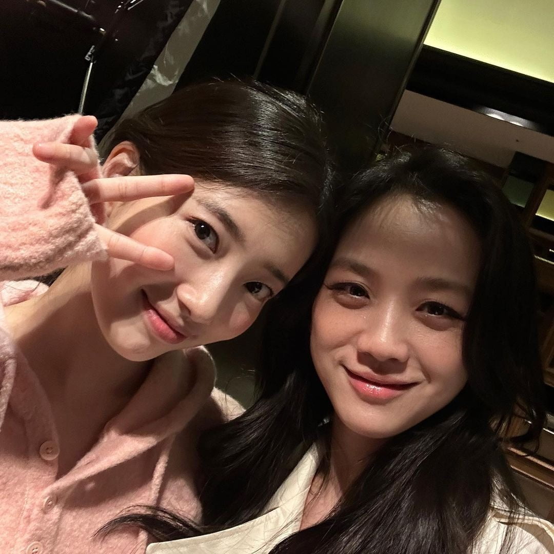 “Asia’s most beautiful actresses have come together”... Tang Wei and Suzy reveal an admirable two-shot selfie