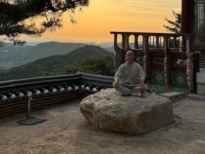 "술·담배 다 끊었다"…윤성호, '뉴진스님' 아이덴티티 구축→차트 1위